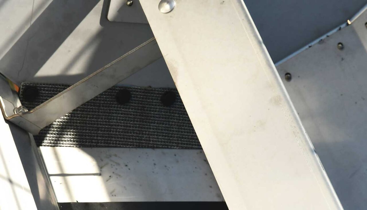salt spill protector flap