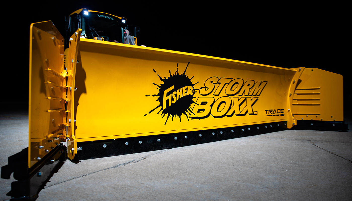 STORM BOXX HX HydraulicWing Pusher Plow FISHER®