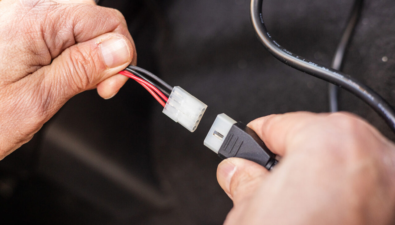 connecting wiring of auto speed control